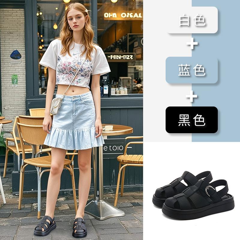 Fashion bag head sandals women's 2025 summer new flat-bottomed retro buckle women's comfortable hollowed-out Roman sandals