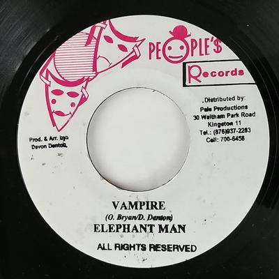 Disque 7 pouces ELEPHANT MAN - Vampire NONE People's Record 2001 Jamaïque Reggae, Ska & Dub Occasion