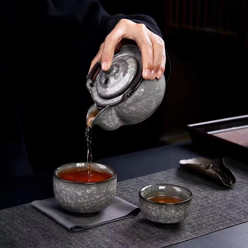 Black Ice Hand Grab Pot Kuaike Cup One Pot Two Cups Ice Cracked Ceramic Travel Tea Set Outdoor Portable Tea Pot