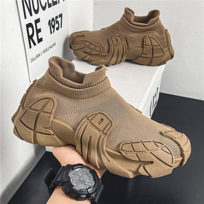 2025 Men s Breathable Mesh Flyknit Slip-On Sports Casual Shoes 37