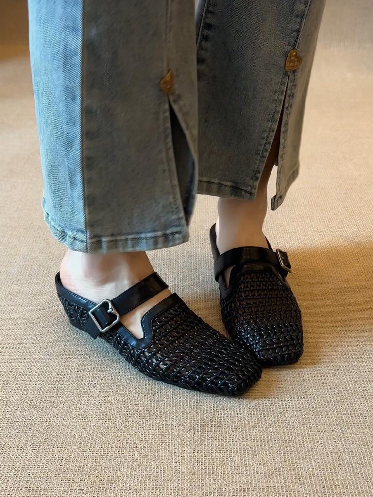 Lan Cabinet 2025 Summer New Holiday Wind Woven Wedge Heel Muller Shoes Belt Buckle Breathable Bag Head Outer Slippers