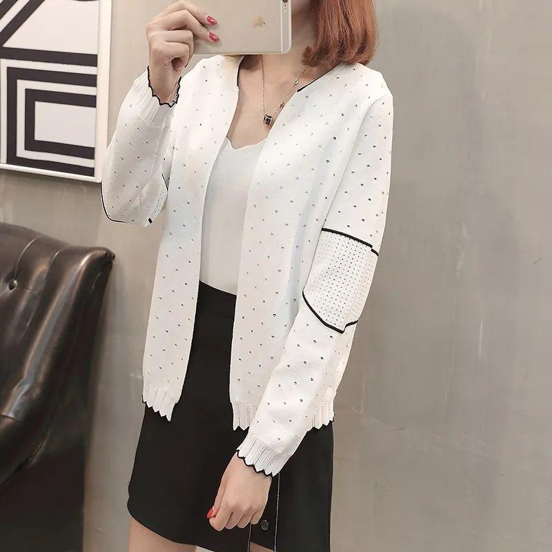

Новый весенне-осенний маленький свежий модный ажурный кардиган свободного кроя в корейском стиле, простой повседневный оверсайз вязаный кардиган-пальто S белый