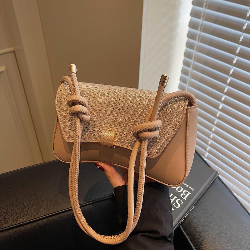 New Retro Women's Bag, Underarm Bag, Shoulder Bag, Niche Texture, Small Square Bag Temperament, Simple Messenger Women's Bag