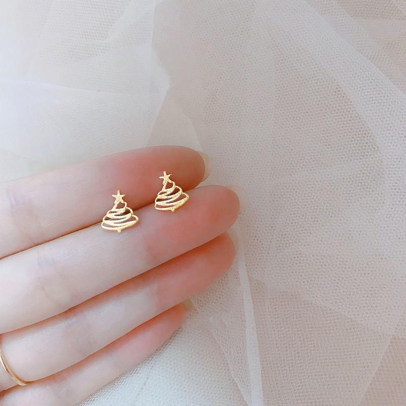 Gold Color Simple Small Butterfly Stud Earrings for Women Cute Hypoallergenic Daily Wear Ear Piercing Jewelry Wholesale