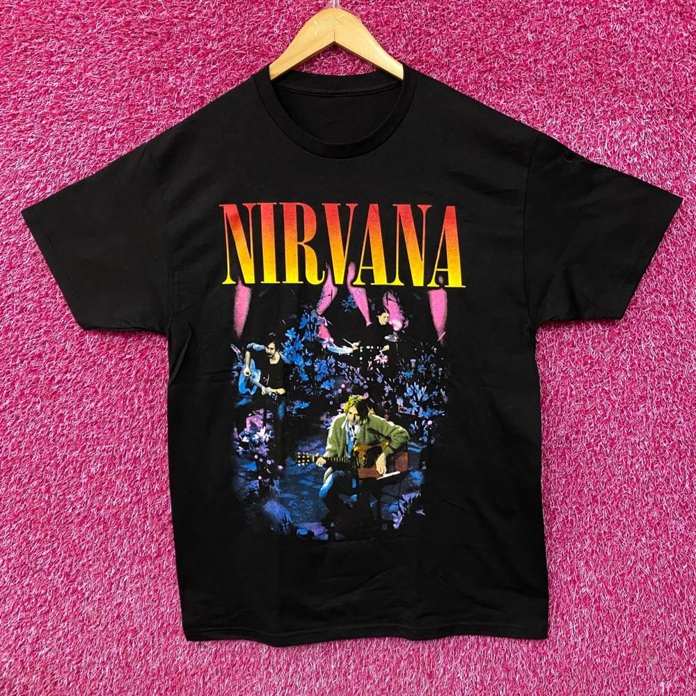Nirvana Unplugged in New York Performance Graphic TShirt  Medium Unisex T-Shirt XXL