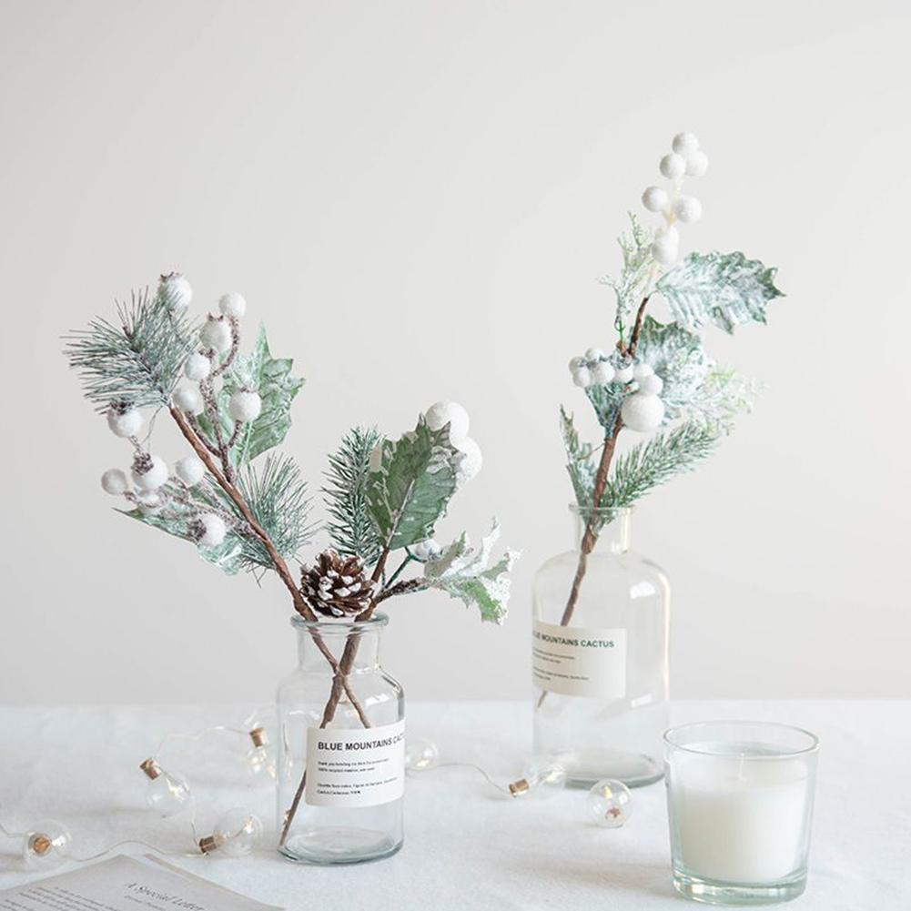 

Украсьте комнату этими великолепными красно-зелеными ягодными цветами