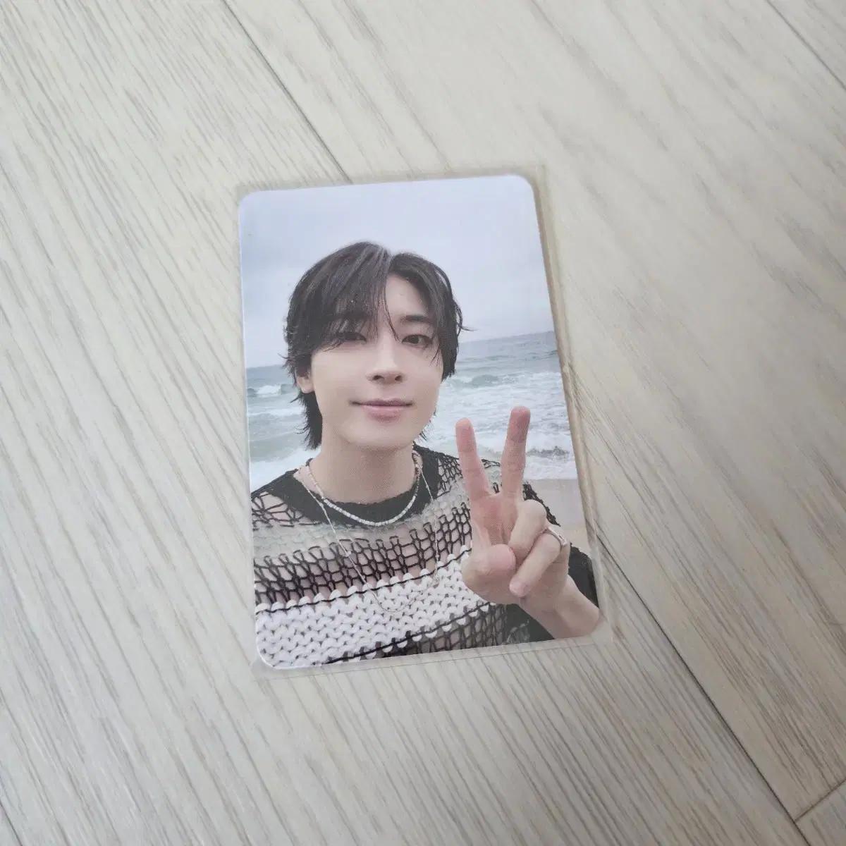 

Seventeen Wonwoo Us Target Target Photocard
