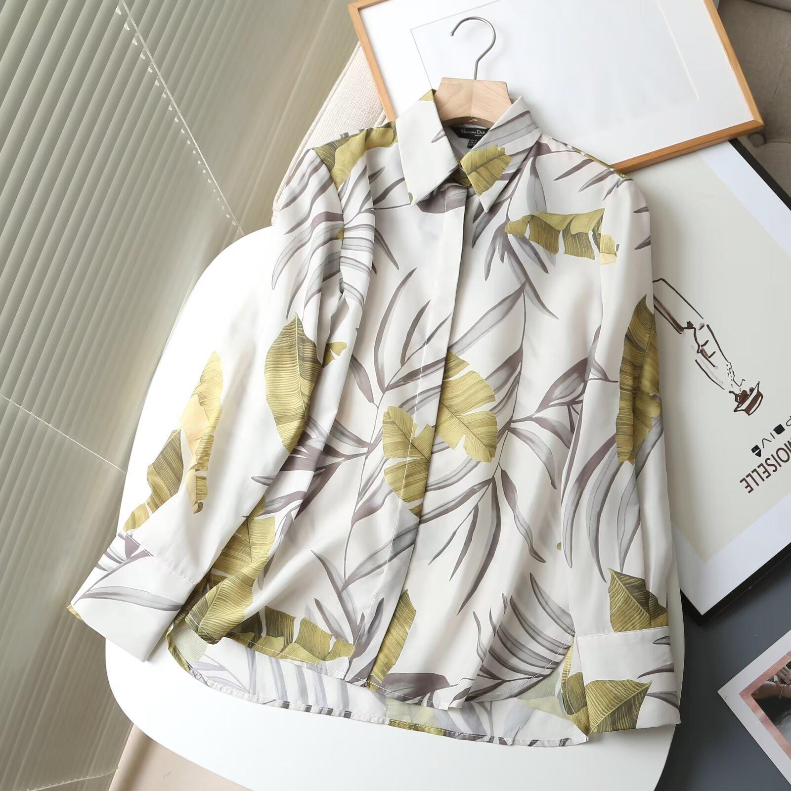 

2025 Spring Women s Loose Floral Print Single-Breasted Shirt - Versatile for Commuting S