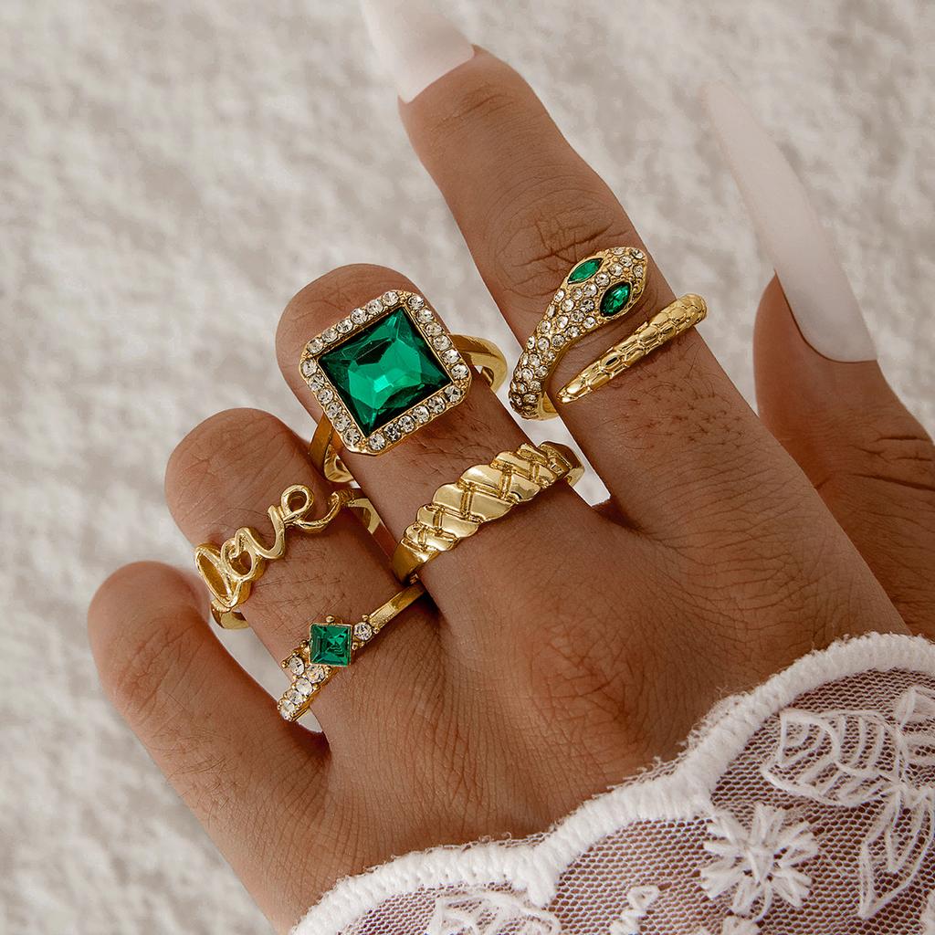Fashion jewelry Vintage carved sun feather cross black gemstone ring multi-piece set set