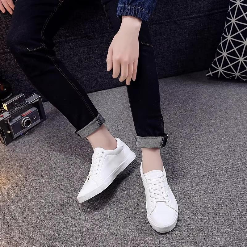 2025 Spring Summer White Shoes Street Style Mens Casual Shoes Fashion Brand Male Footwear Soft Skateboard Shoes