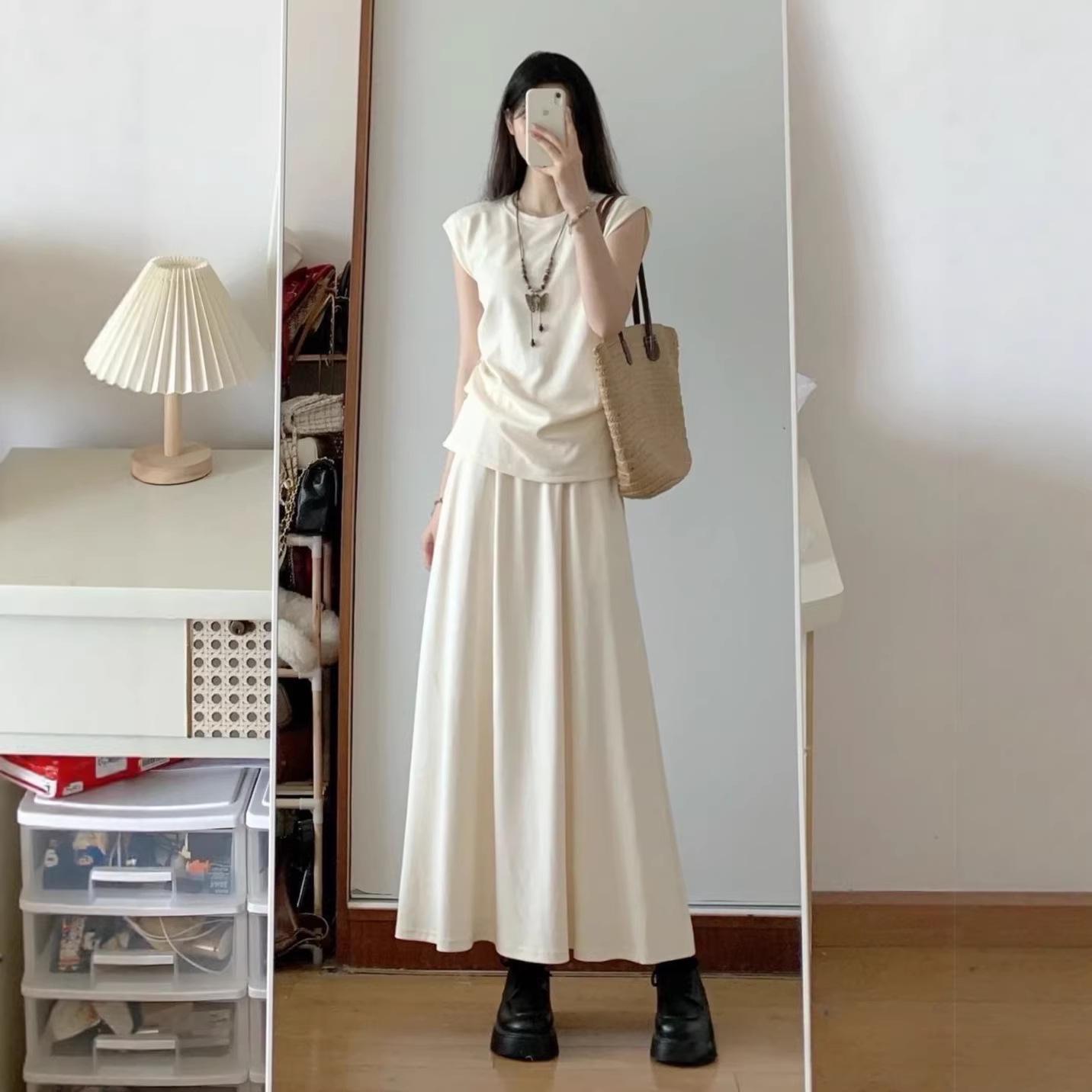 

French Salt Sleeveless Top & Long Skirt Summer Set - Women s Fashionable Two-Piece Outfit S
