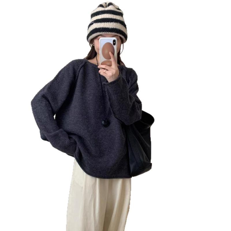Loose large size lazy wind pullover sweater women's autumn and winter new design soft waxy crew neck knitted sweater