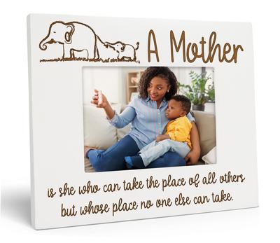 Darling Souvenir Made With Love Engraved Table Top Photo Frame Wooden Love For Mom Quotes White Picture Frame Gift For Mother's Day, 4x6Photo Size