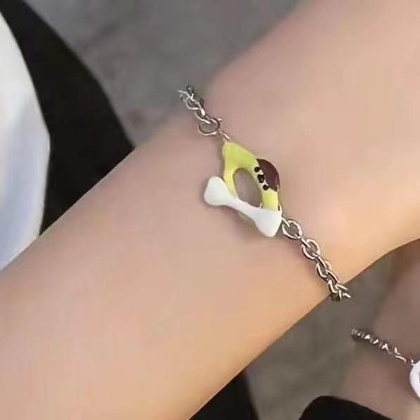Baroque Pearl Drawstring Bracelet: Women's Light Luxury, Irregular Design, Exquisite Handcrafted Jewelry.