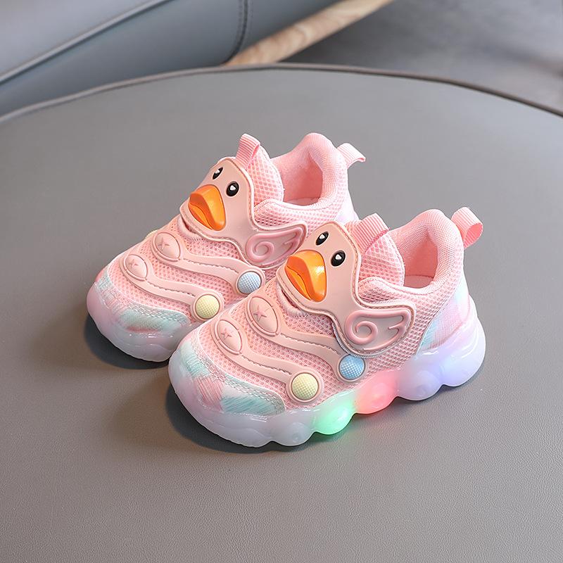 

Новинка 2024 года, весенние розовые спортивные туфли со светодиодной подсветкой и сеткой из мультфильма «Утка» для девочек 26 розовый