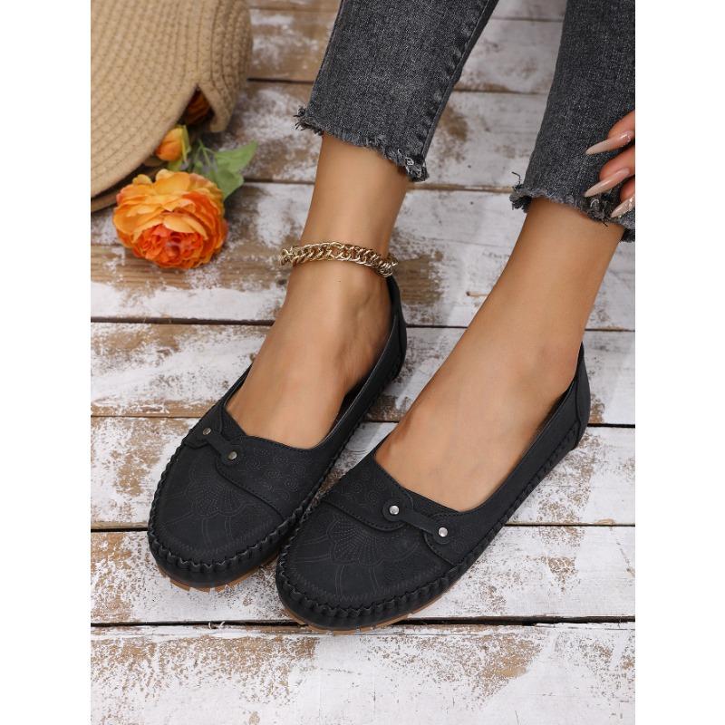 Women's Embroidered Moccasin Loafers with Memory Foam Insole Non-slip Comfortable Flats for Daily Wear