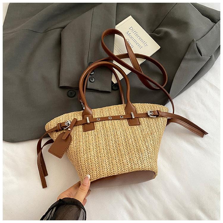 Straw Large-capacity Portable Bucket Bag Female 2025 New Foreign Style Personalized Belt Buckle Holiday Wind Beach Bag Tide
