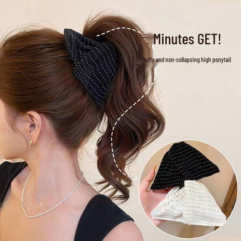 French Hepburn Style Polka Dot Triangle Hair Claw Clip - Fashionable High-End Updo Accessory