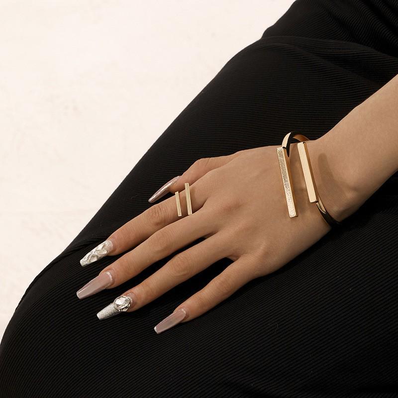 European & American Fashion Metal Geometric Open Adjustable Women's Bangle Ring Set