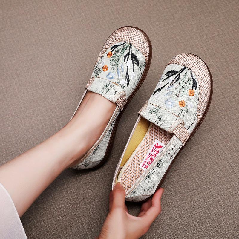 Autumn Retro Beijing Cloth Shoes - Comfortable Flat Bottom, National Style Mom Shoes
