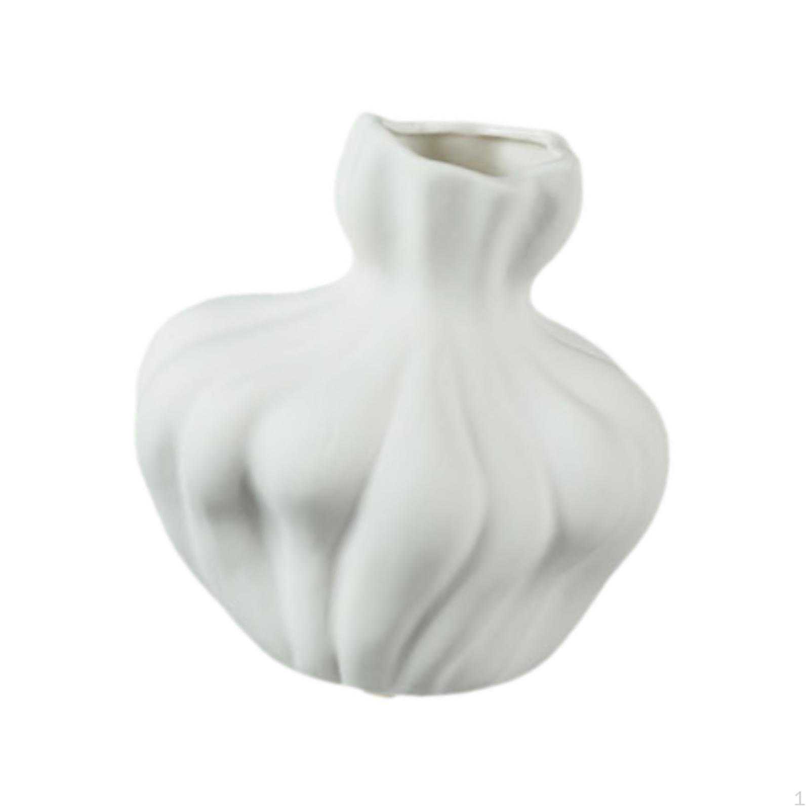 

Delicate Porcelain Vase for Stylish Home Decor белый