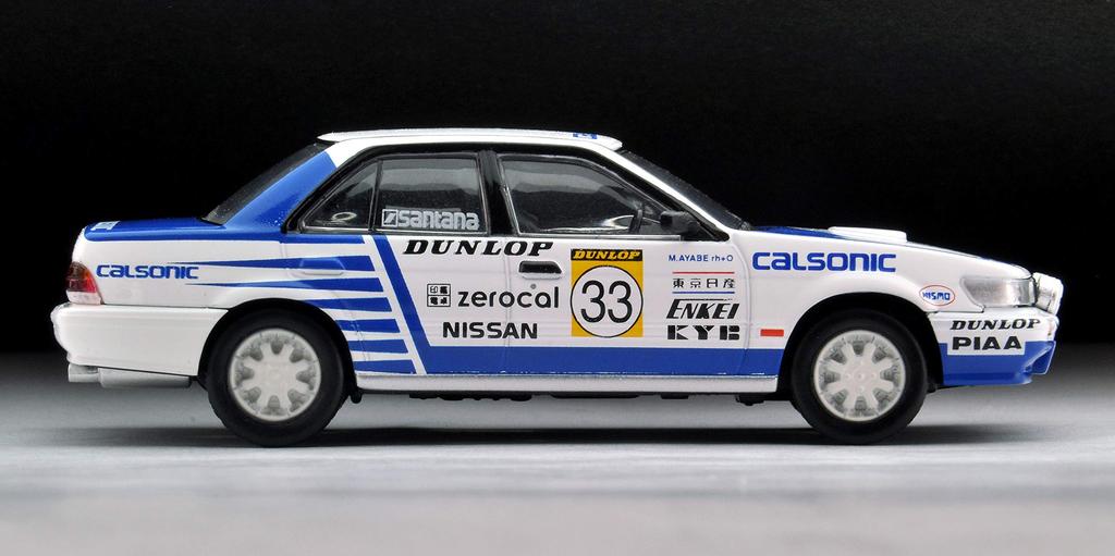 Tomica Limited Vintage Neo Maßstab 1/64 LV-N185b Nissan Bluebird SSS-R 1988 All Japan Rallye Meisterschaftsteam Calsonic Fertigmodell