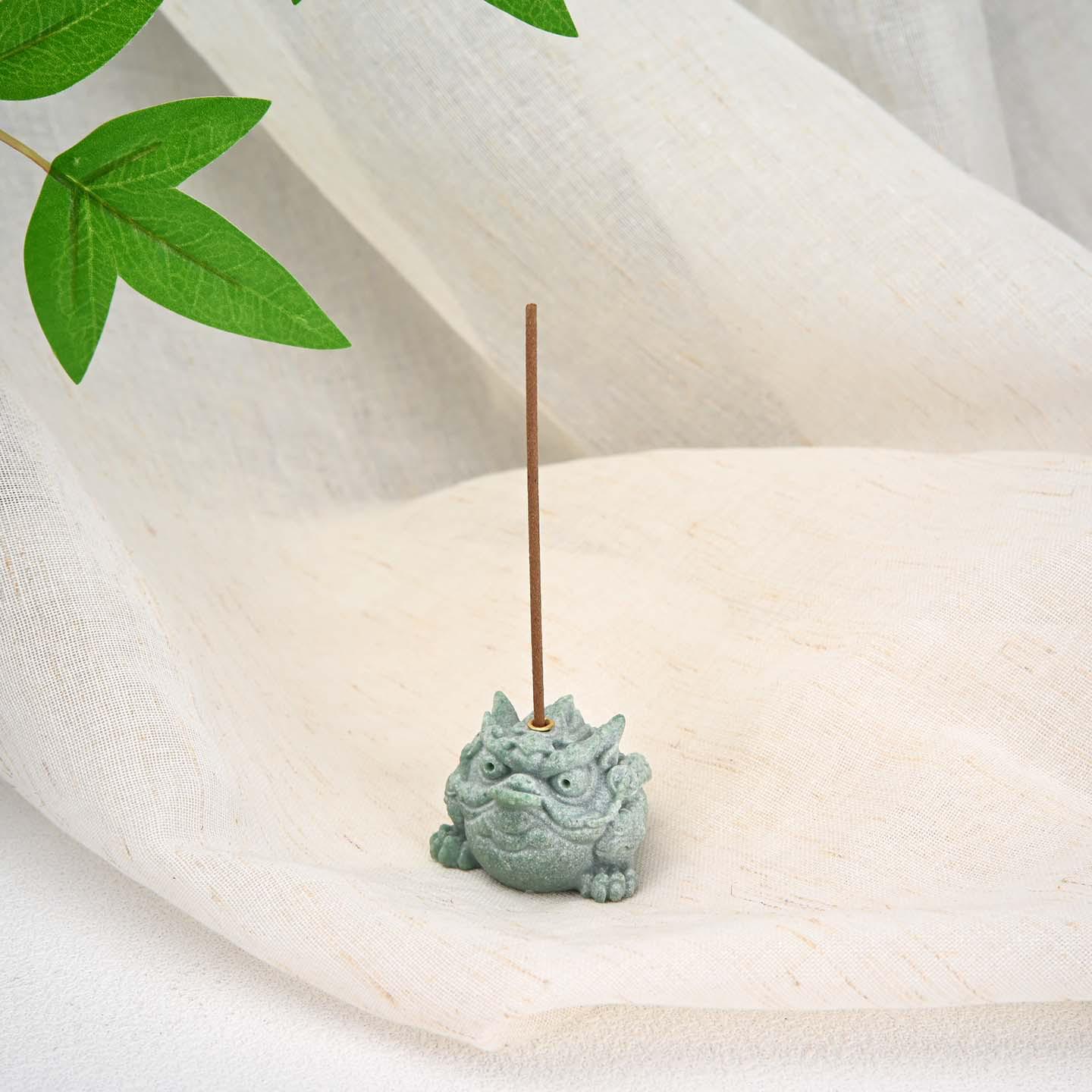 Lychee Incense Holder: Sandalwood & Agarwood Burner, Tea Room Decor, Creative Fruit Design, Auspicious Scent Plate.