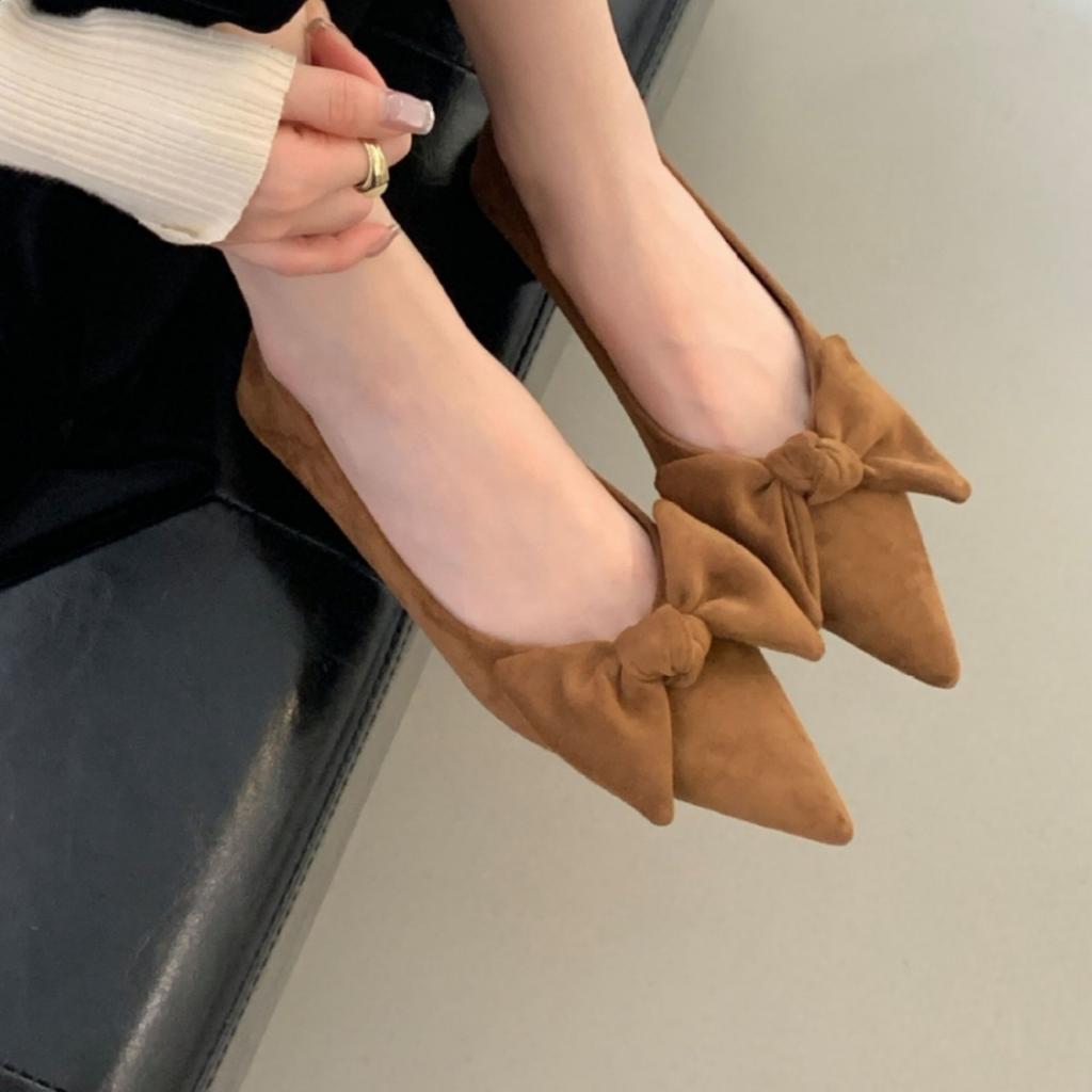 2025 Autumn New Pointed Suede Bow Retro High Heels Women's Fashion Versatile Stiletto Commuter Shoes