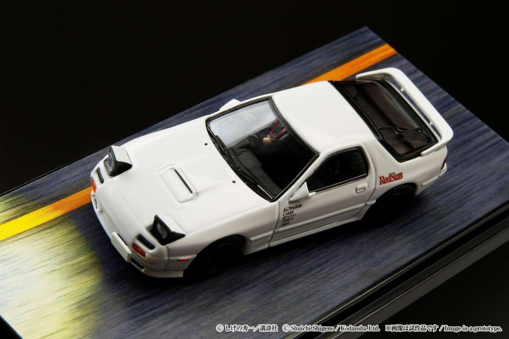 HJ64 Mazda Initial D VS Kyoichi Sudo and Ryosuke Takahashi Driver Figures Included 1/64 RX-7 (FC3S) / (Finished Product)