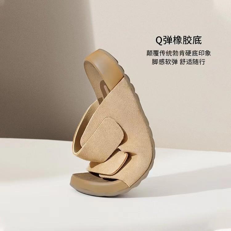 

Zhou Yutong star thick-soled slippers women s summer wear new versatile flat-soled sandals shoes 35