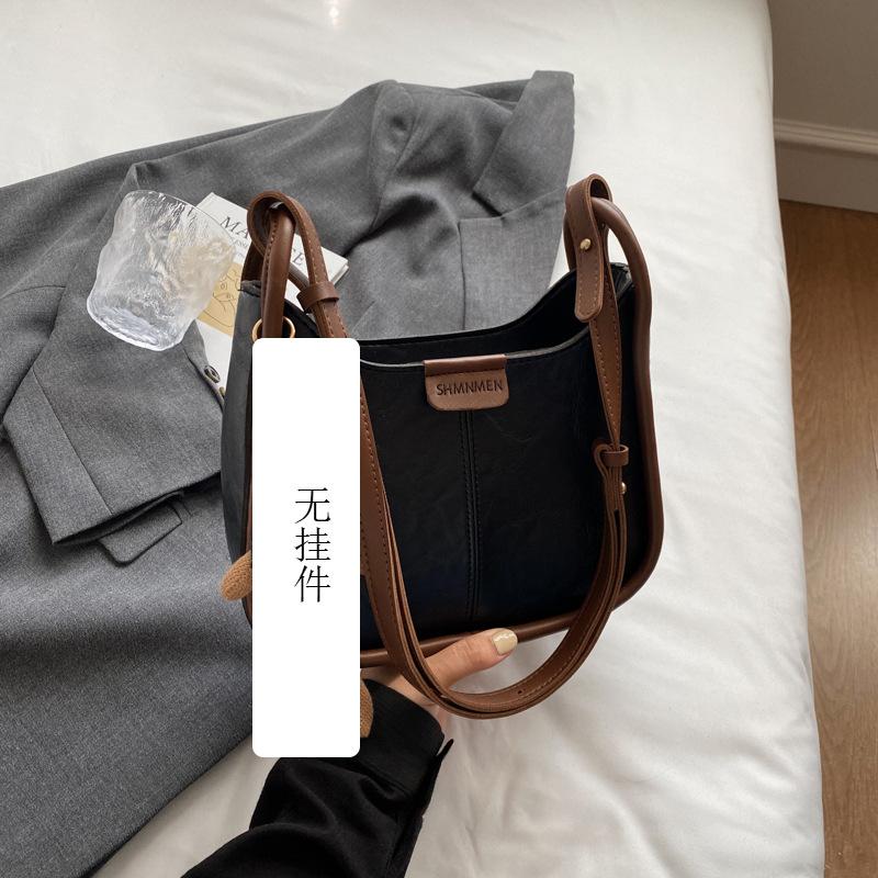 This Year's Popular Bag Women's New Summer Versatile Shoulder Messenger Retro Bag Women's Shoulder Bag