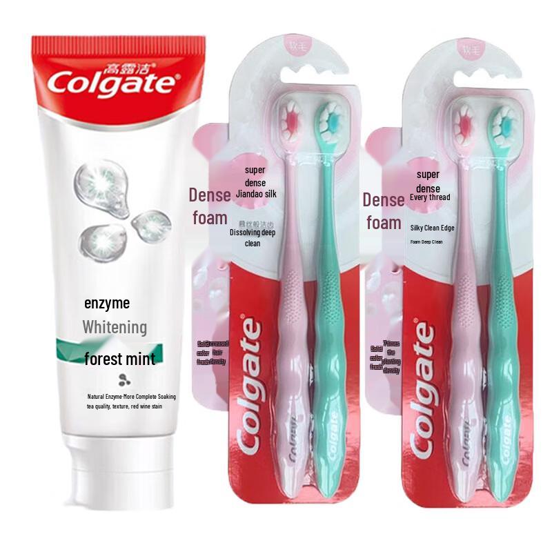 Colgate Deep Clean Whitening Toothpaste & Toothbrush Family Pack