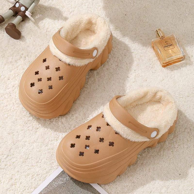 Herren- und Damen-Plüschpantoffeln für den Winter 2024: Fellige, dicksohlige, höhenverstärkende Clogs für den Außenbereich