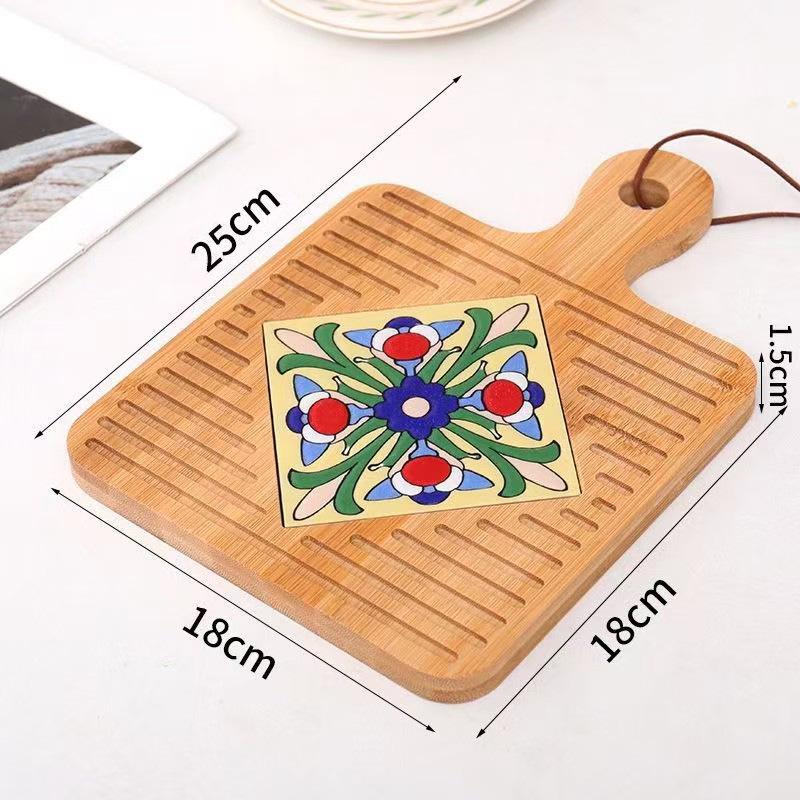 Retro Insulated Wooden Placemat for Pots and Plates, Flower Tile Design