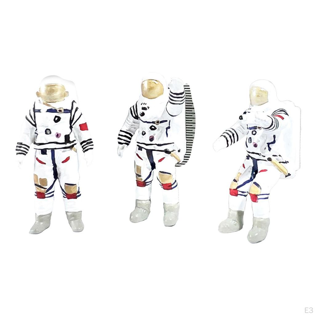 1/64 Astronaut Collectibles Miniature Action Figures for Party Decorations