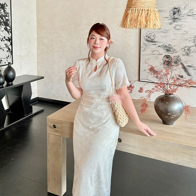 

Five-Color Jacquard Jacquard Dress in New Chinese Style for Plus-Size Women, Summer Elegant Waist-Cinching Long Dress for Women Light Apricot L([about 50-60kg)