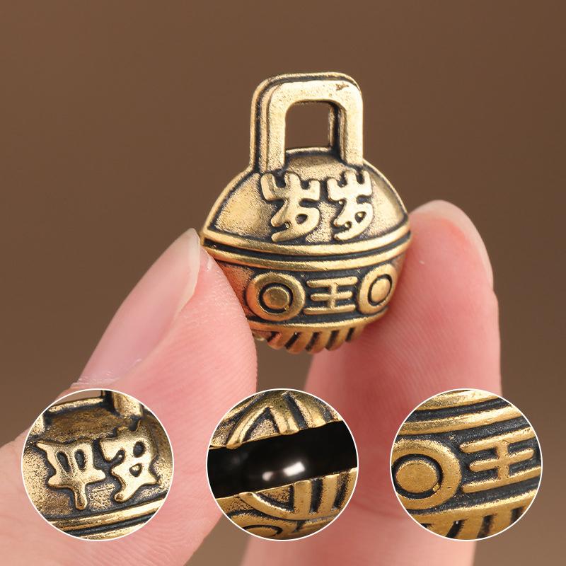 Lucky Keychain Bell Pendant Car Ornament Pendant Brass Tigerhead Bell Pendant