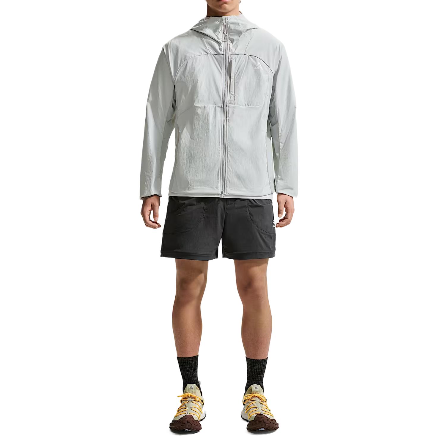 

Nike Moisture Wicking Quick Dry UV Protection Jacket Men jackets IF0960-025 M