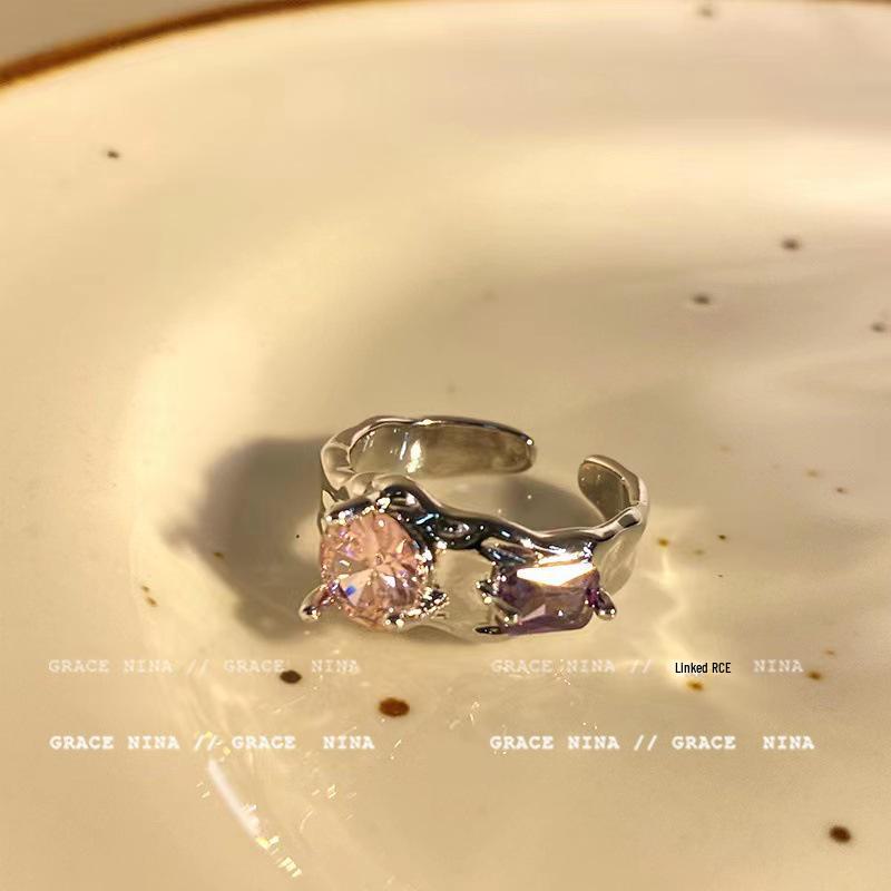 Niche Design Butterfly and Snake Rings: Stylish High-End Jewelry Set for Trendy Girls