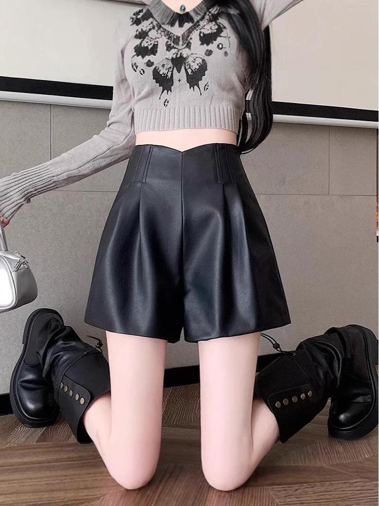Petite High-Waisted Khaki PU Leather A-Line Shorts for Women - Wrinkle-Resistant, Wide-Leg Bootcut, Autumn/Winter Wear.