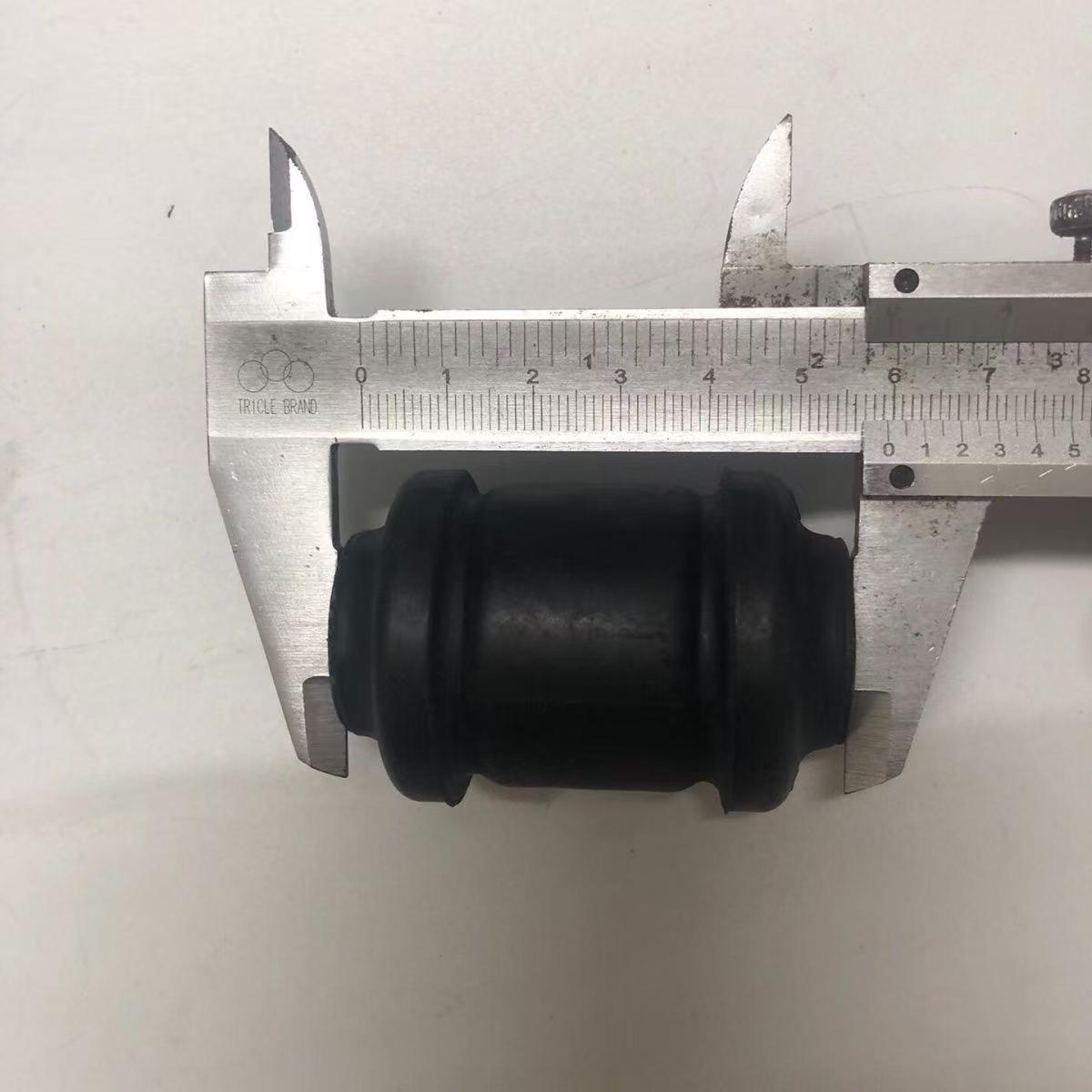 4013A426 Front Suspension Lower Arm Bushing For Mitsubishi ASX Outlander LANCER 1PC Small Bushing