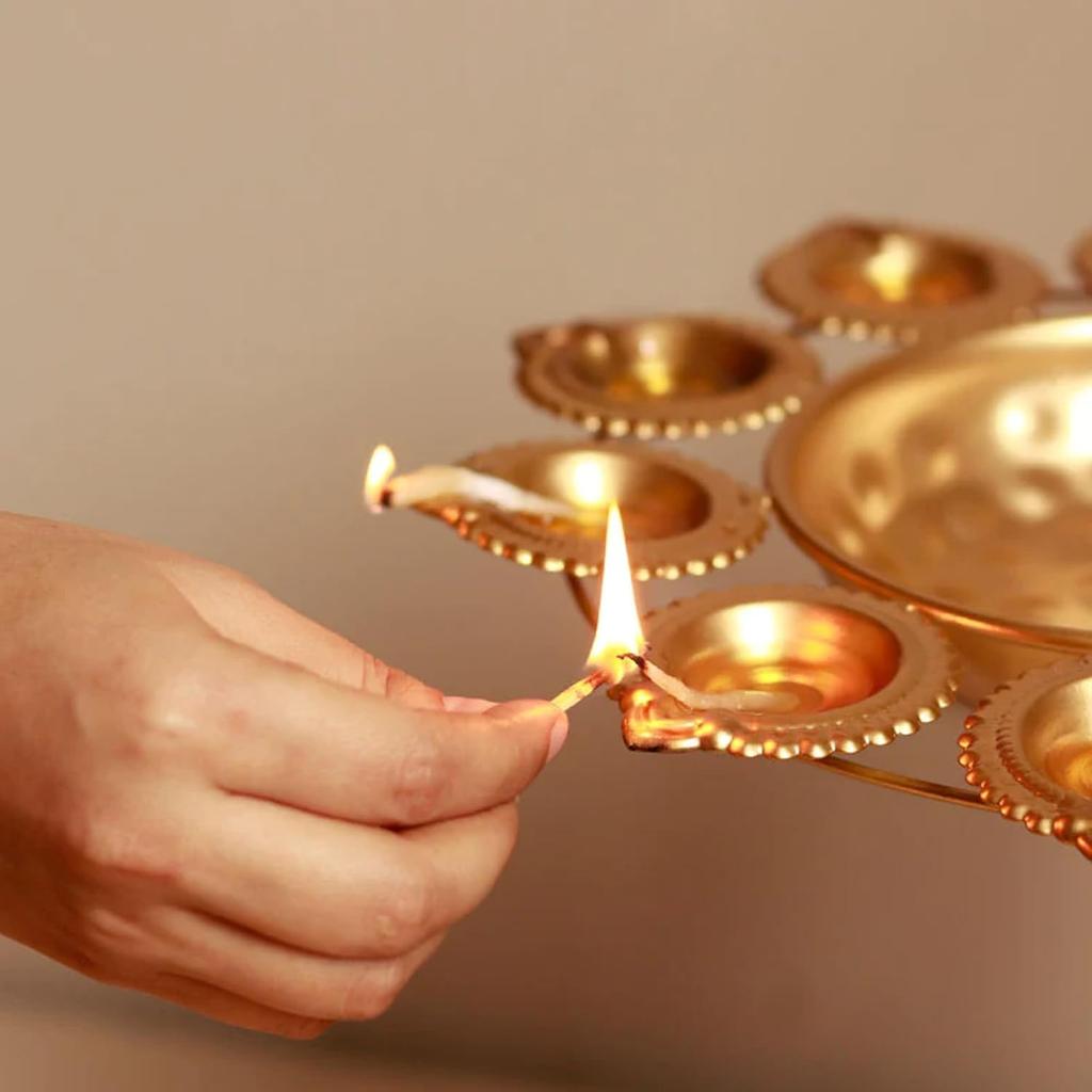 Metal Candle Urli with Stand Decorative Traditional Lotus Urli Tealight Holder for Home Decoration | Pooja | Event | Fastivals | Set of 3