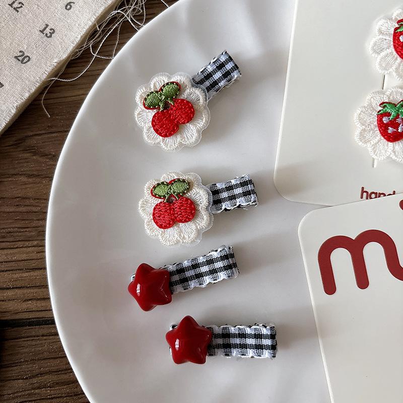 2pcs Korean Style Red Black Plaid Hairpins Strawberry Cherry Embroidery BB Clip Children's Hair Clip Bangs Clip Hair Accessories