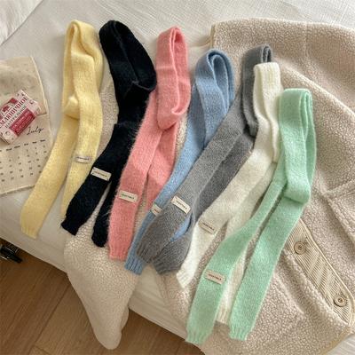 Neuer, dünner und schmaler, langer Wollschal mit Streifen- und Farbblockdesign im Nischendesign für Damen, modischer und vielseitiger Schal aus Strickgarn