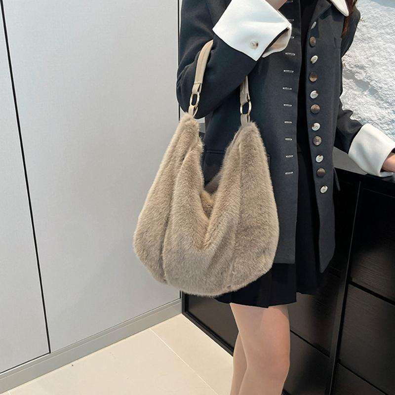 Yogodlns Handbag Faux Plush Bag Temperament Armpit Women's Hobo Bag Large Capacity Shoulder Bag Winter New Design Handbags