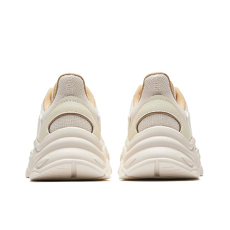 Anta Little Millennium Stoff Synthetisches Leder Gummi Sommer Dicke Sohle Schuhe Niedriger Schaft Freizeitschuhe Damen Sneaker Weiß Braun 922638811-4