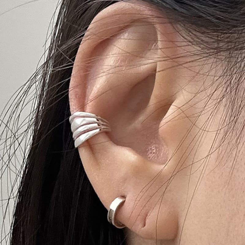 

mosxe [925silver] 4Line earcuff silver