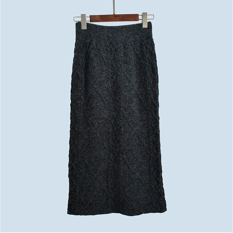 

Cable Stitch Quilted Knitting Skirt Women s Fall and Winter New Arrival High Waist Slim Looking Thick Mid-Length Wool One-Step Hip Skirt Black One size
