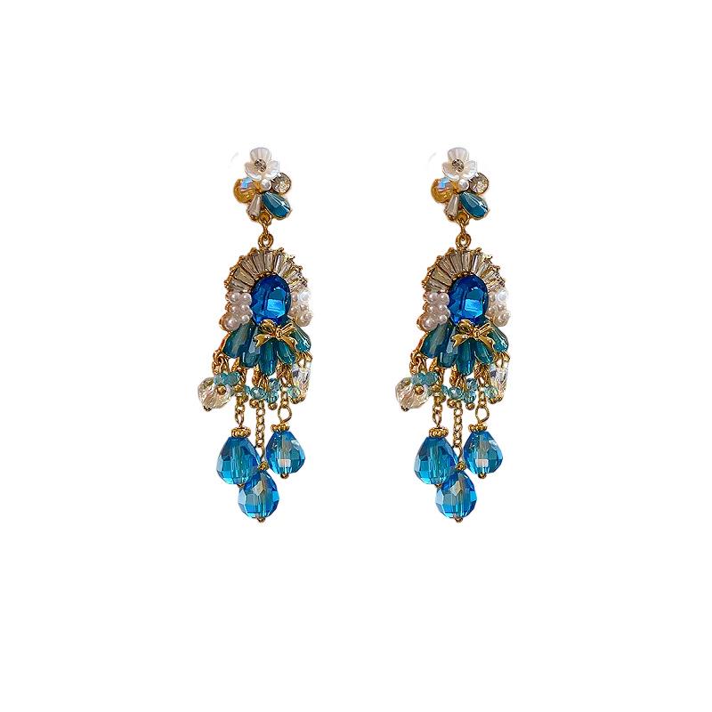 Náušnice s třásněmi ve tvaru mašle ze skleněných perel a stříbrné jehly - Luxusní retro etnický styl pecky pro ženy