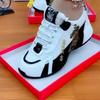 Fashion New Men Women's Sports Auspicious Tiger Embroidery Breathable Low-top Red Color Matching Lace-up Sneakers Small White Shoes 2025